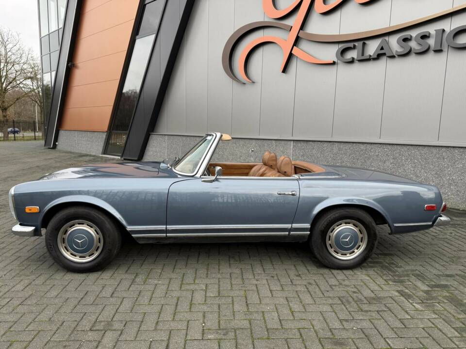 Immagine 4/50 di Mercedes-Benz 280 SL (1969)