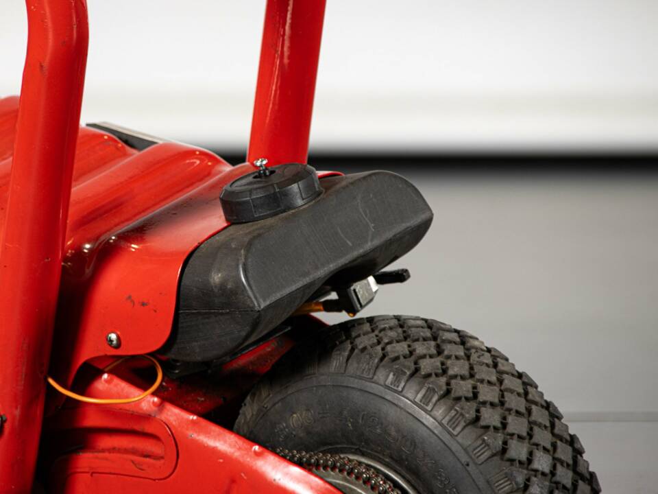 Image 32/50 de Quasar DUMMY (1983)