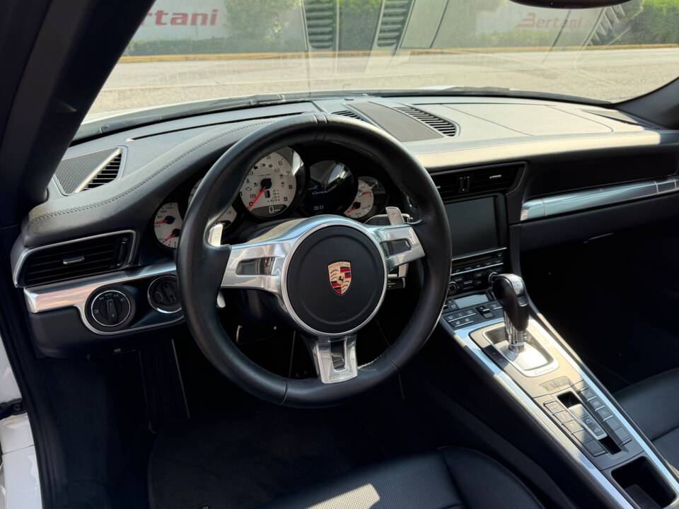 Obraz 17/29 pojazdu Porsche 911 Carrera (2013)