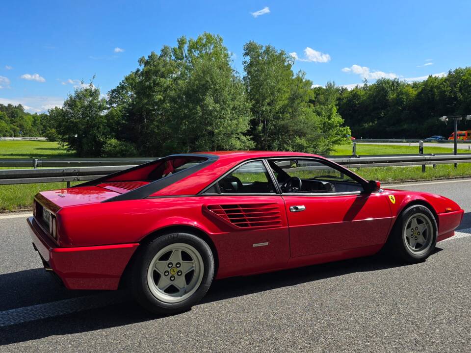 Image 11/33 of Ferrari Mondial 3.2 (1986)