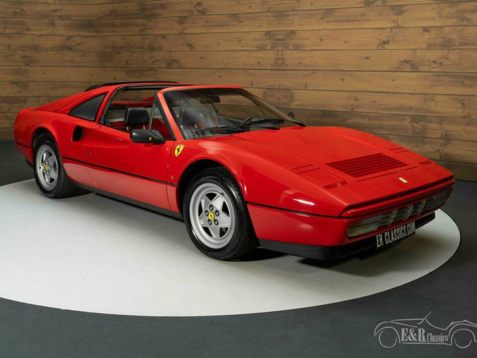 Image 4/19 de Ferrari 328 GTS (1989)