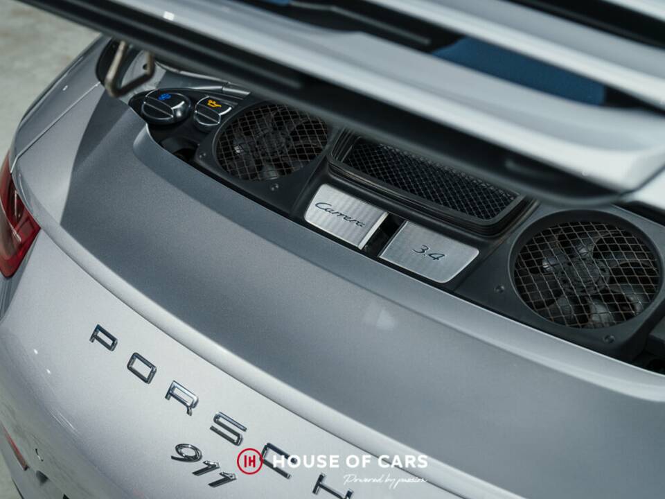 Image 13/24 of Porsche 911 Carrera (2012)