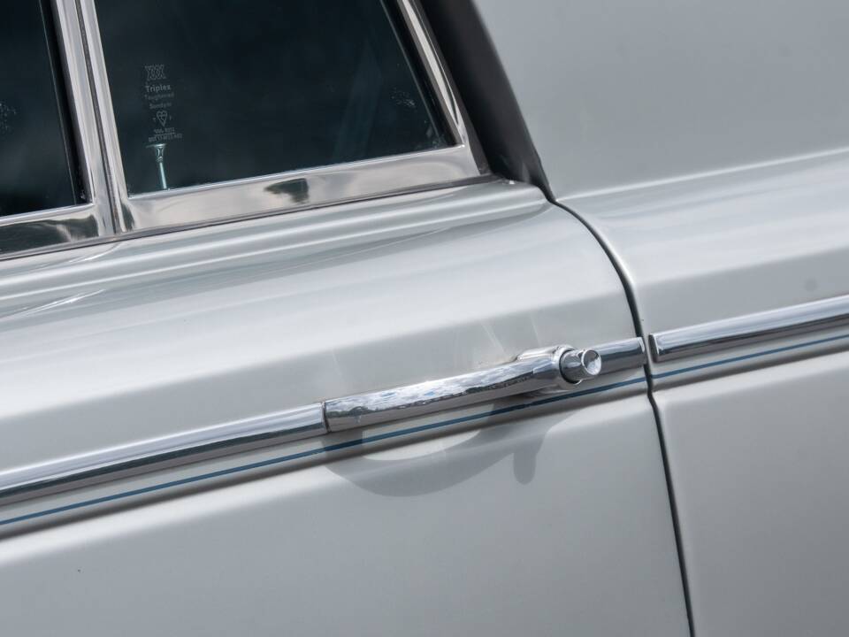 Image 39/50 of Rolls-Royce Silver Shadow I (1973)