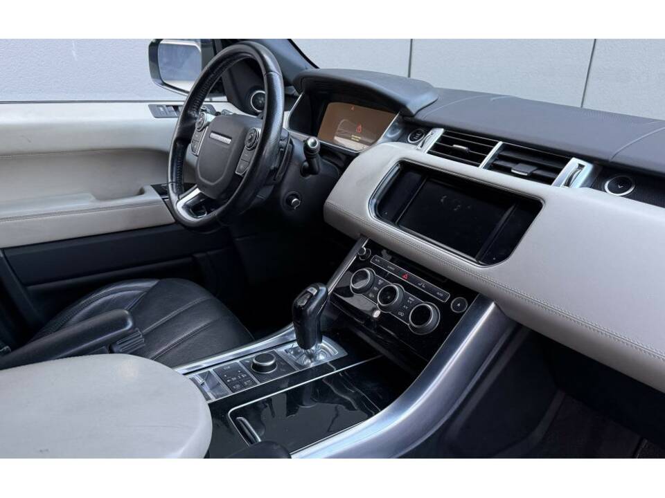 Image 18/18 de Land Rover Range Rover Sport V6 (2016)