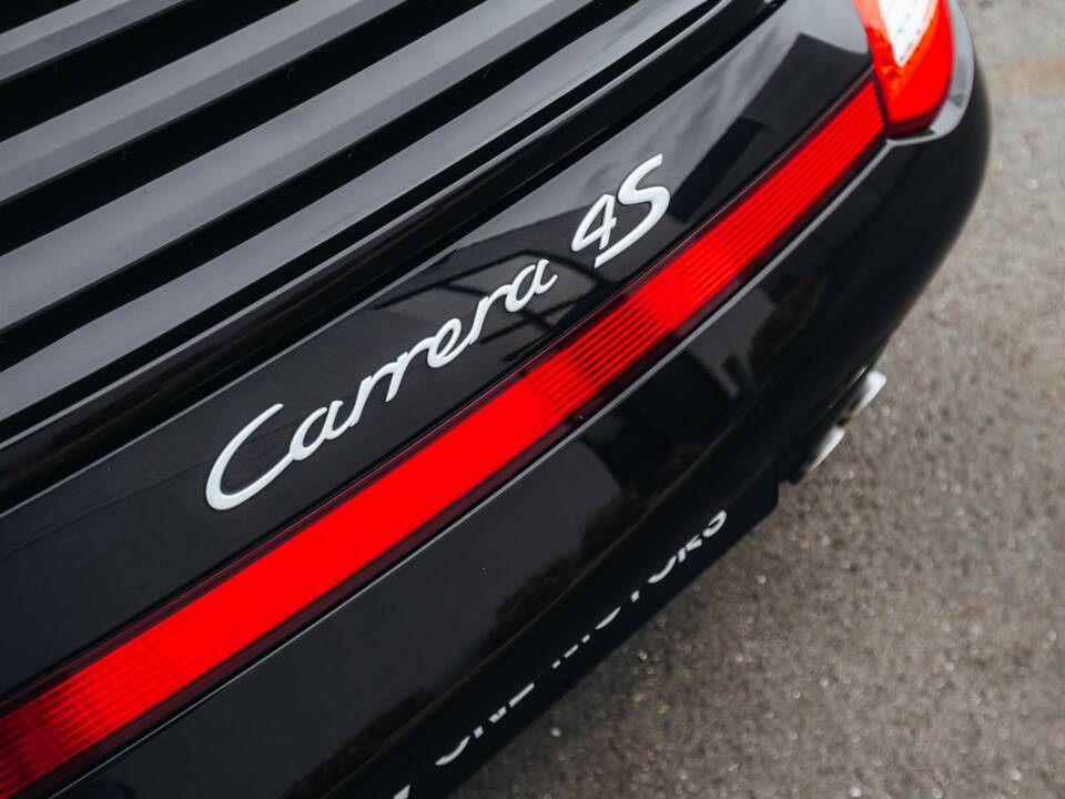 Image 13/27 de Porsche 911 Carrera 4S (2009)