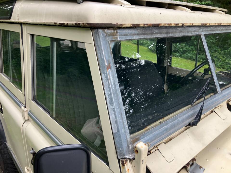 Afbeelding 15/56 van Land Rover 109 (1975)
