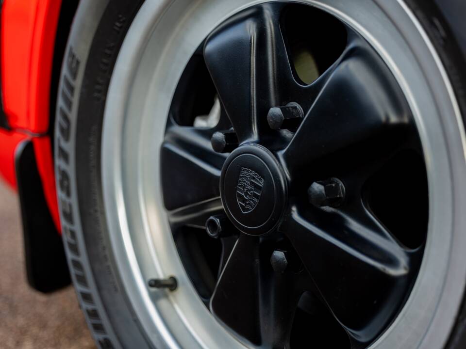 Bild 18/50 von Porsche 911 Carrera 3.2 (1989)