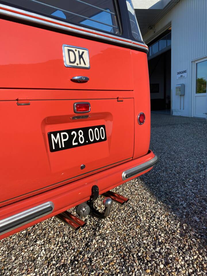 Immagine 11/61 di Volkswagen T1 Samba 1.2 (1958)