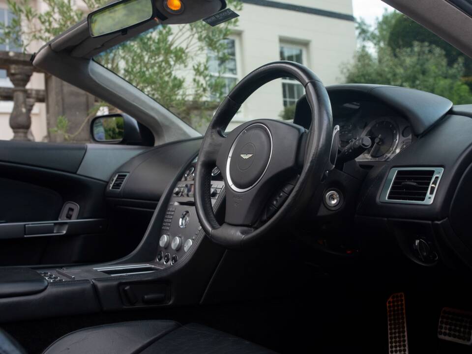 Bild 4/50 von Aston Martin DB 9 Volante (2006)