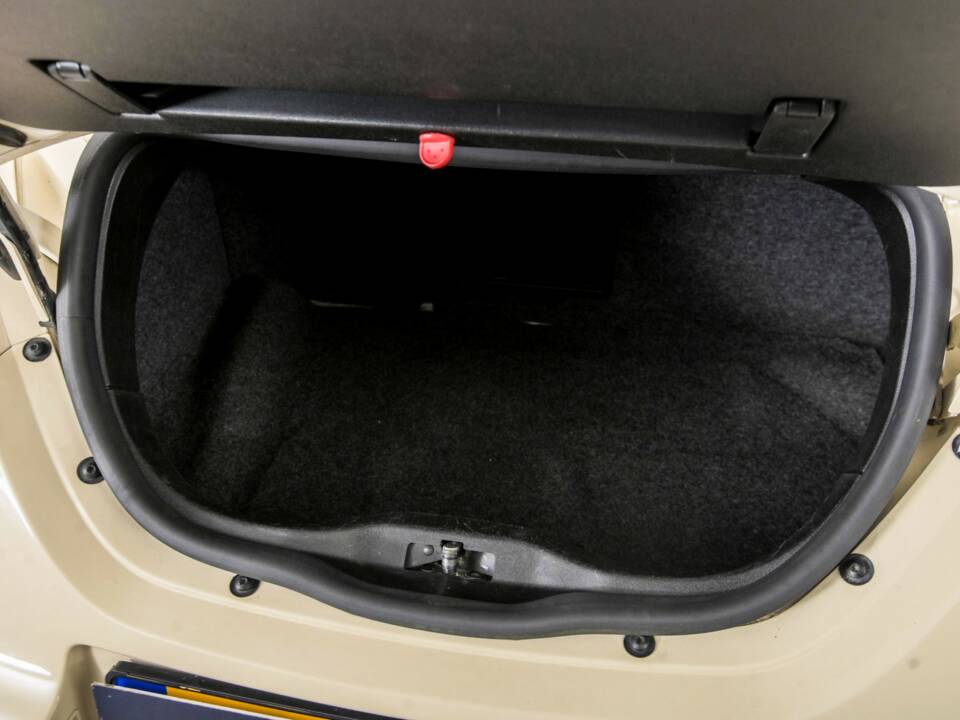 Imagen 33/48 de Volkswagen New Beetle 1.6 (2004)