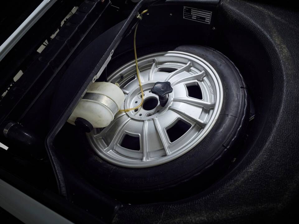 Bild 71/86 von Ferrari 308 GTSi (1982)
