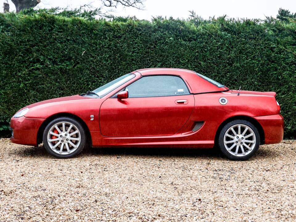 Image 2/37 of MG TF 135 (2005)