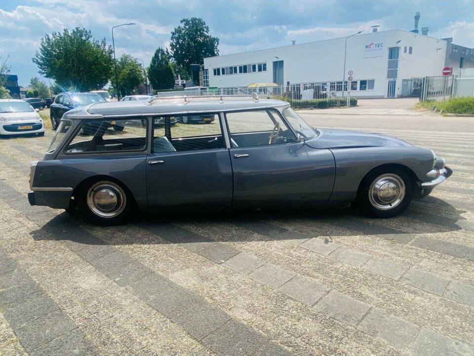 Bild 30/50 von Citroën DS 21 Familiale (1967)