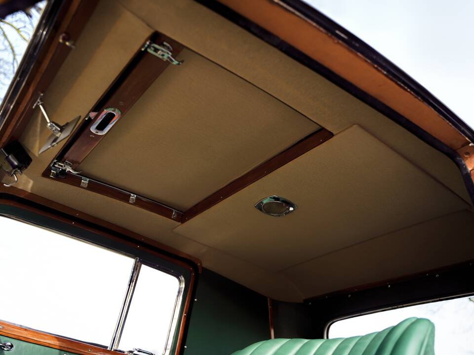 Image 22/29 of Singer 9 Sports (1934)