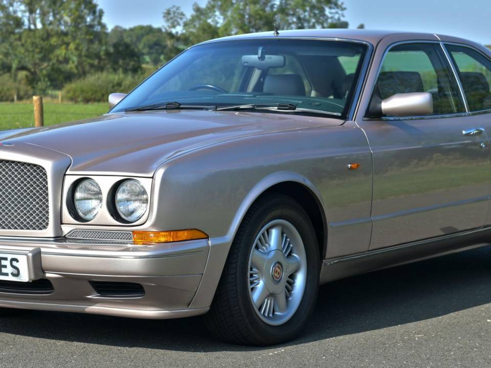 Image 2/50 de Bentley Continental R (1996)