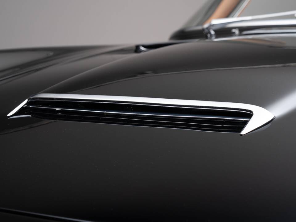Imagen 25/36 de Maserati Mistral 3700 Spyder (1965)