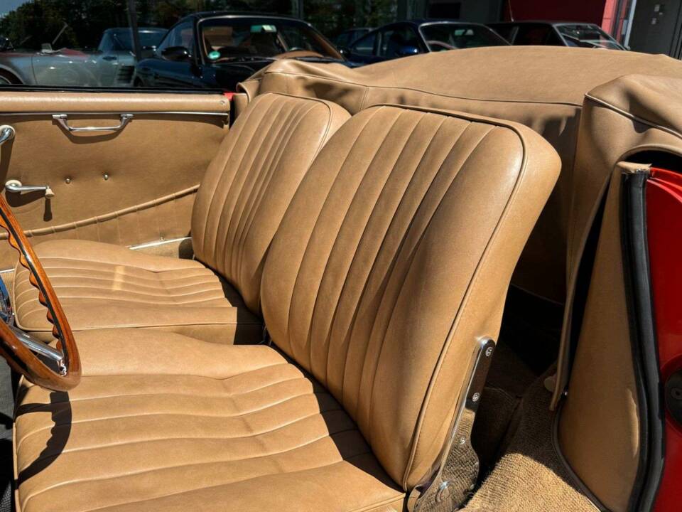 Image 14/20 of Porsche 356 B 1600 Super 90 (1960)