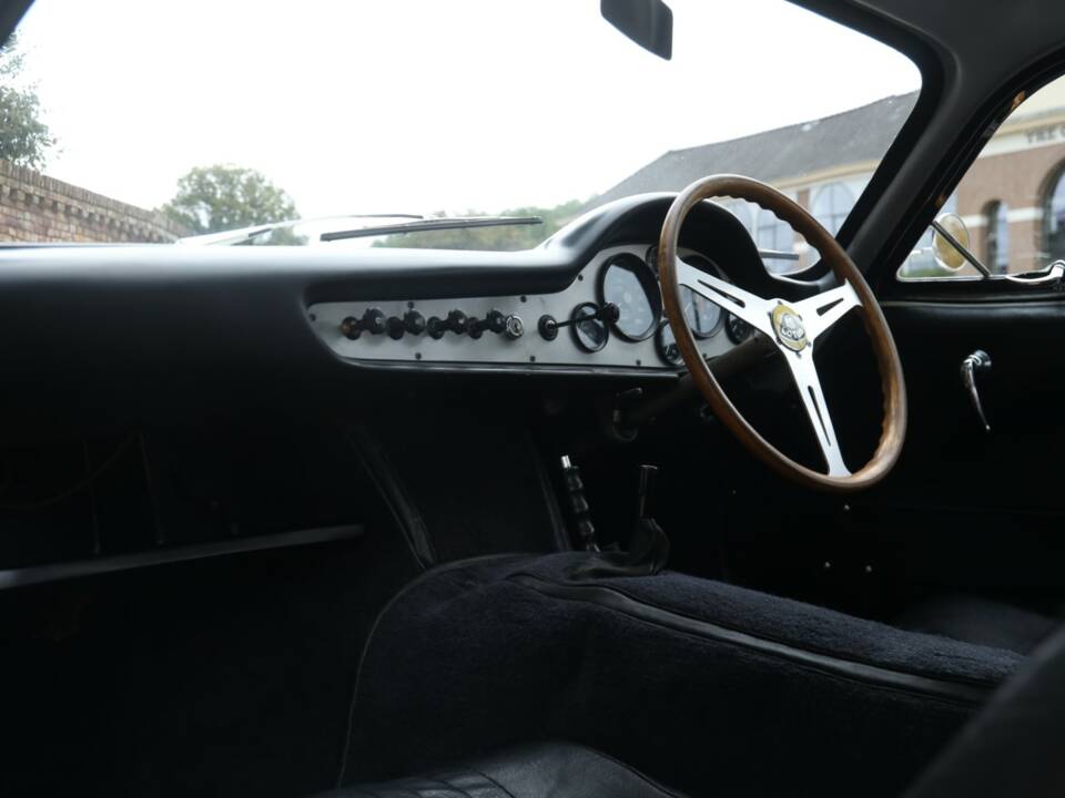 Bild 22/50 von Lotus Elite S2 (1961)