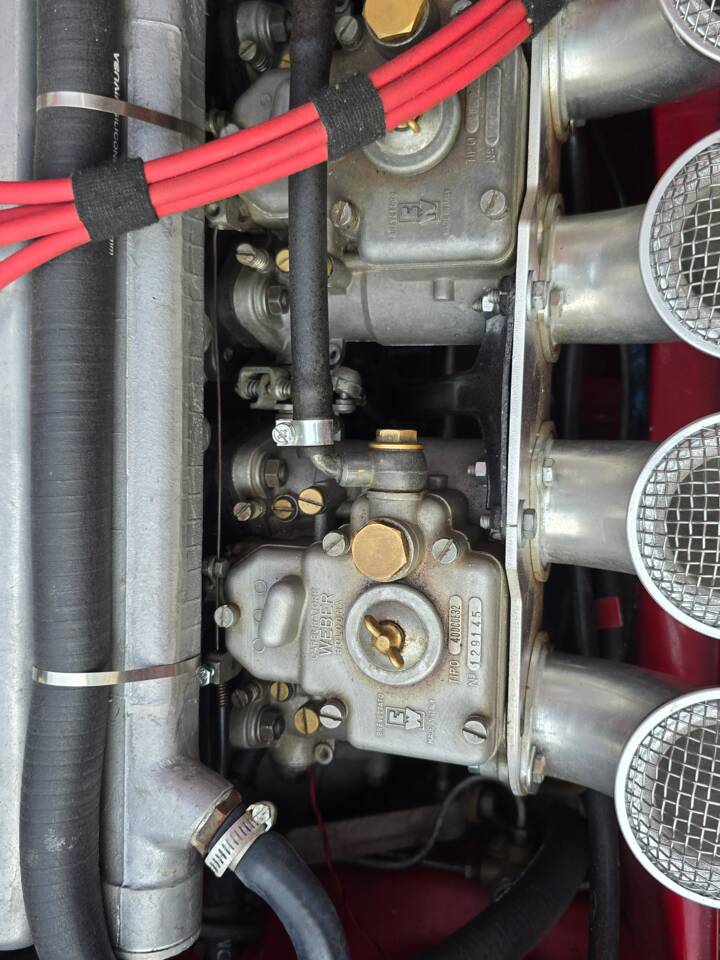 Image 28/34 of Alfa Romeo 1750 GT Veloce (1969)