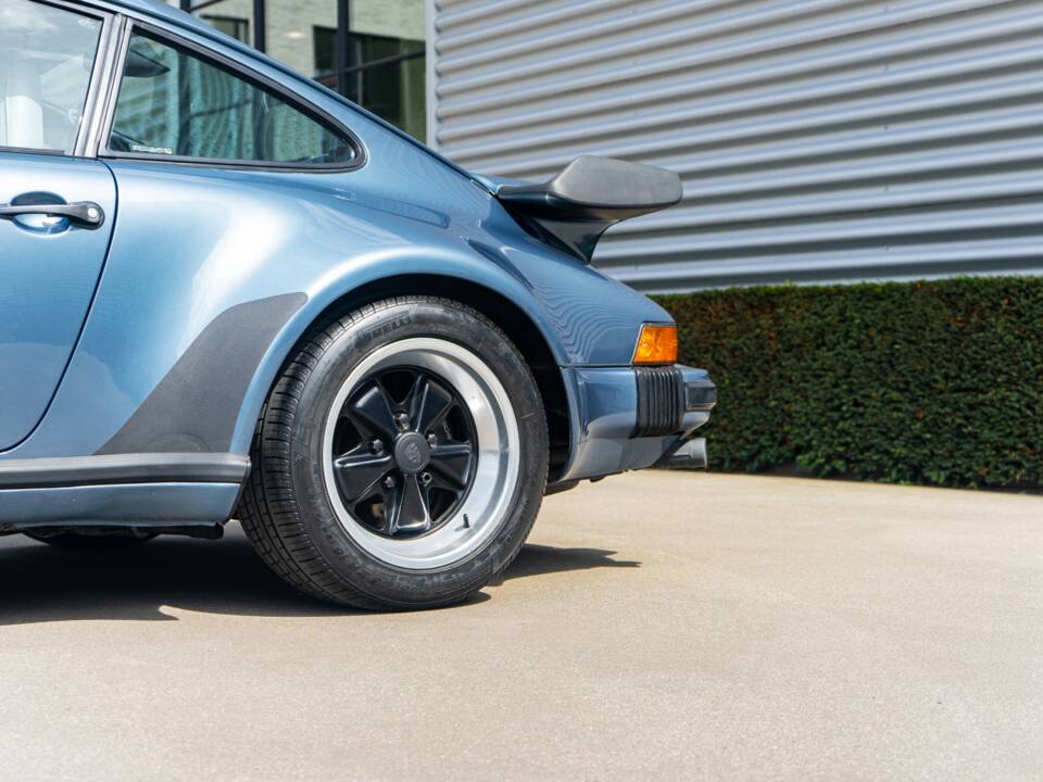 Afbeelding 5/33 van Porsche 911 Turbo 3.3 (1988)