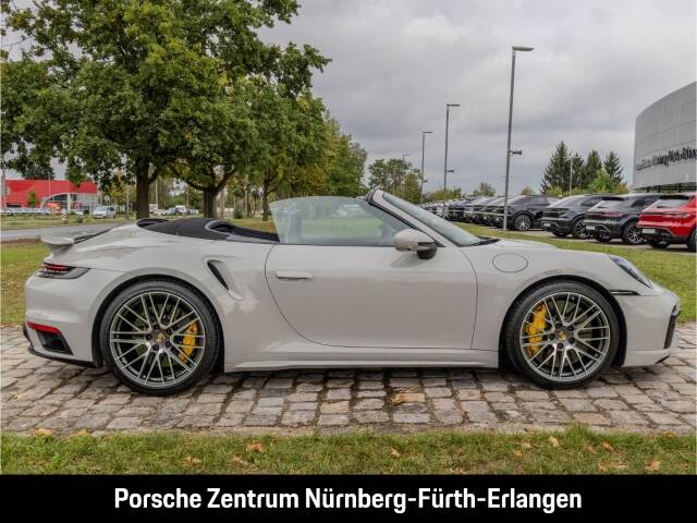 Obraz 50/50 pojazdu Porsche 911 Turbo S (2023)