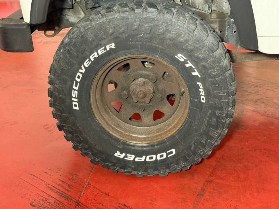 Image 17/27 of Land Rover Defender 90 Td5 (2000)