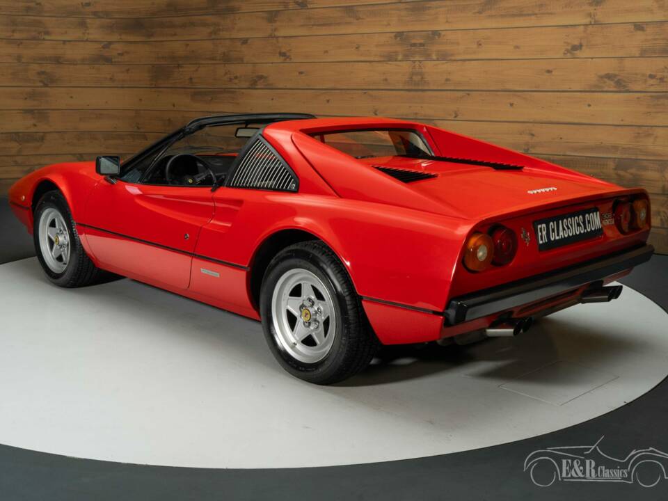 Bild 8/8 von Ferrari 308 GTSi (1981)