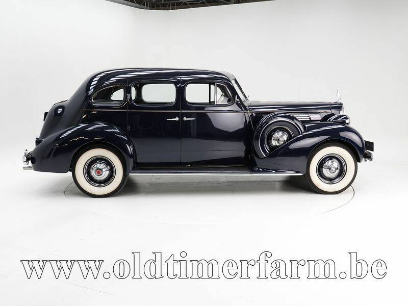 Image 9/15 de Packard Eight (1938)