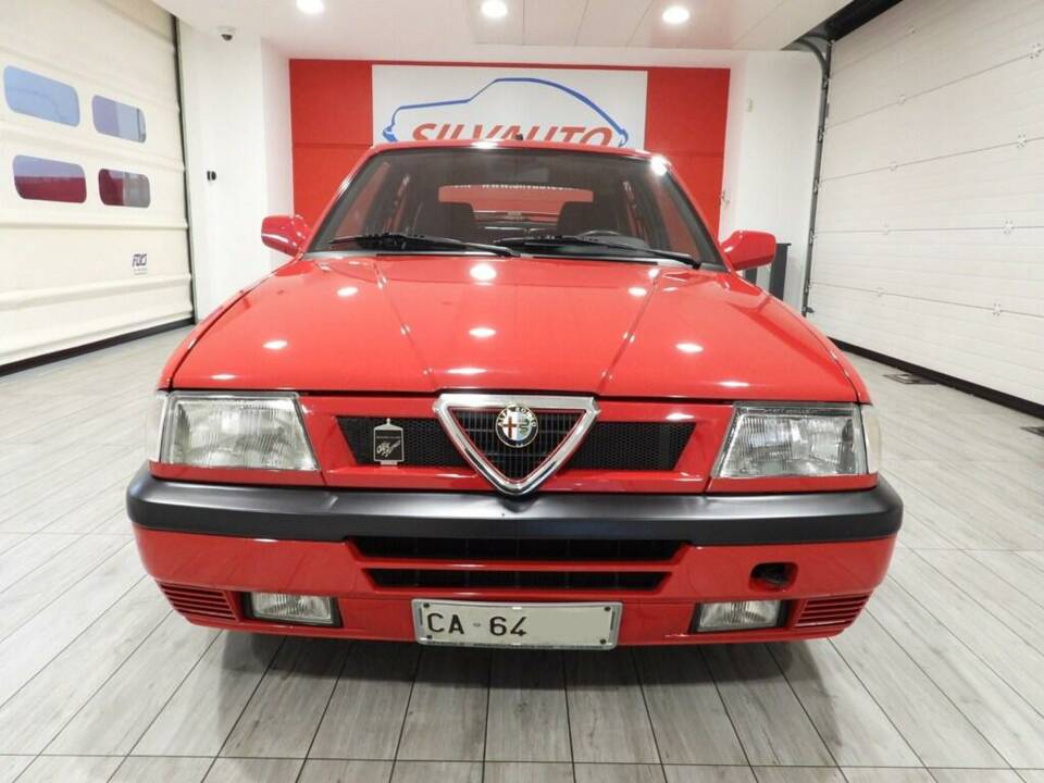 Immagine 2/14 di Alfa Romeo 33 1.7 16v QV (1990)