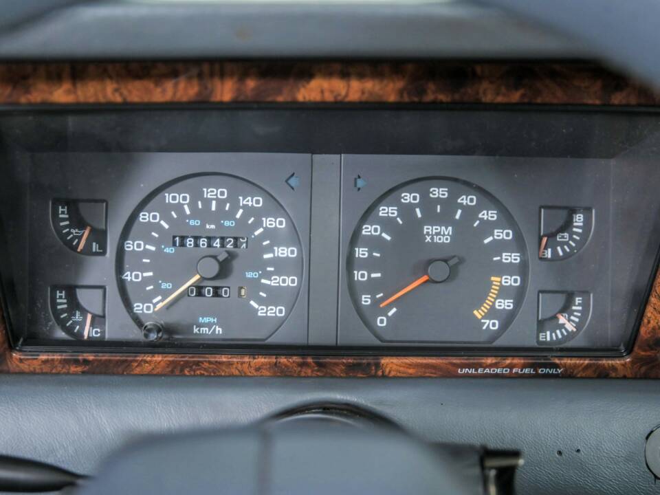 Bild 15/50 von Chrysler Le Baron 2.5 Turbo (1988)