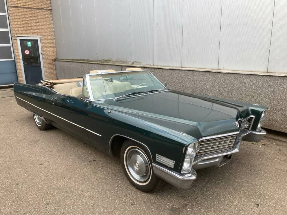 Bild 42/50 von Cadillac DeVille Convertible (1967)