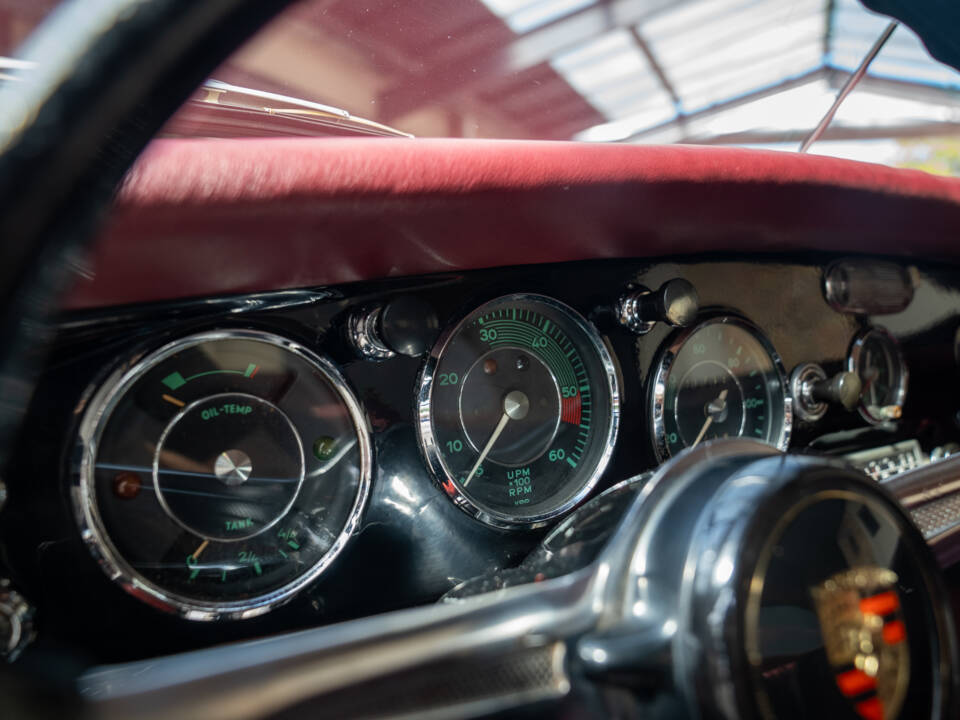 Image 18/24 of Porsche 356 B 1600 (1961)