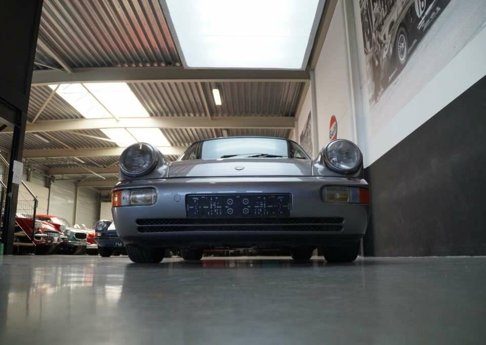 Image 24/50 of Porsche 911 Carrera 4 (1989)