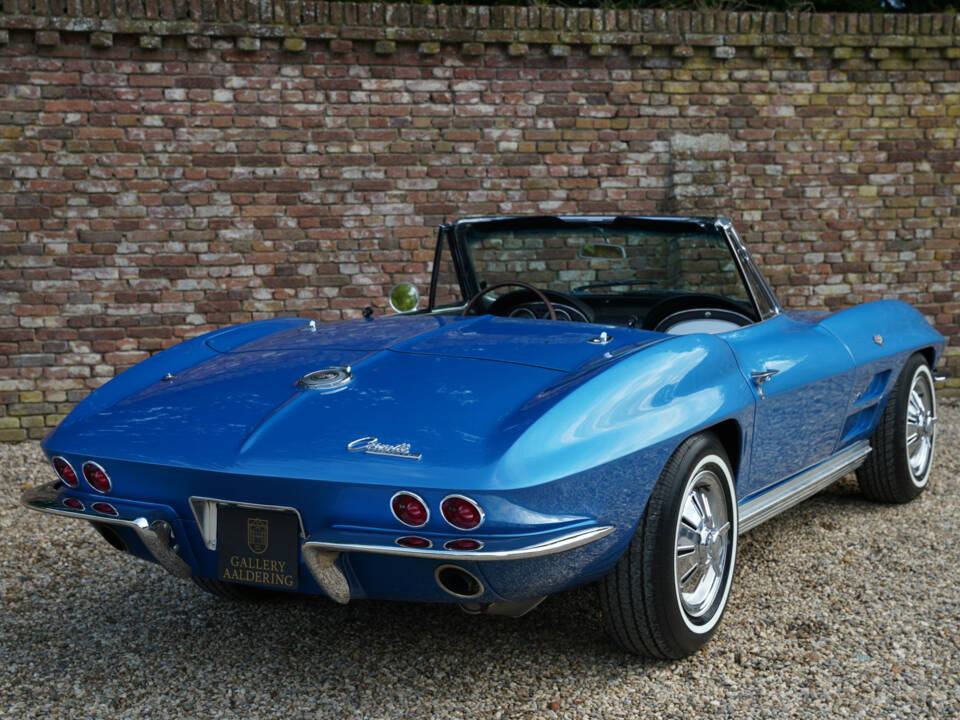 Image 40/50 of Chevrolet Corvette Sting Ray Convertible (1964)