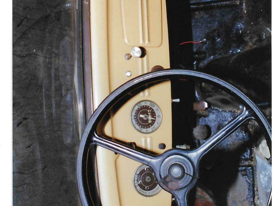 Bild 31/35 von SIMCA Simca 6 (1949)