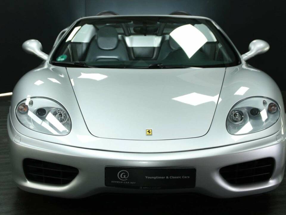 Immagine 9/50 di Ferrari 360 Spider (2003)
