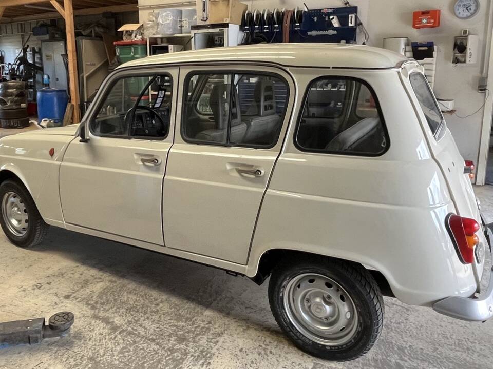 Immagine 27/54 di Renault R 4 TL (1987)