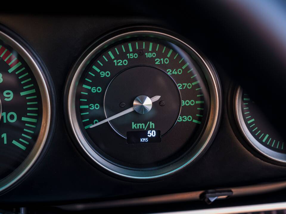 Image 19/34 of Porsche 911 Singer (2023)