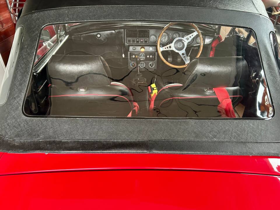 Bild 20/45 von MG MGB V8 (1978)