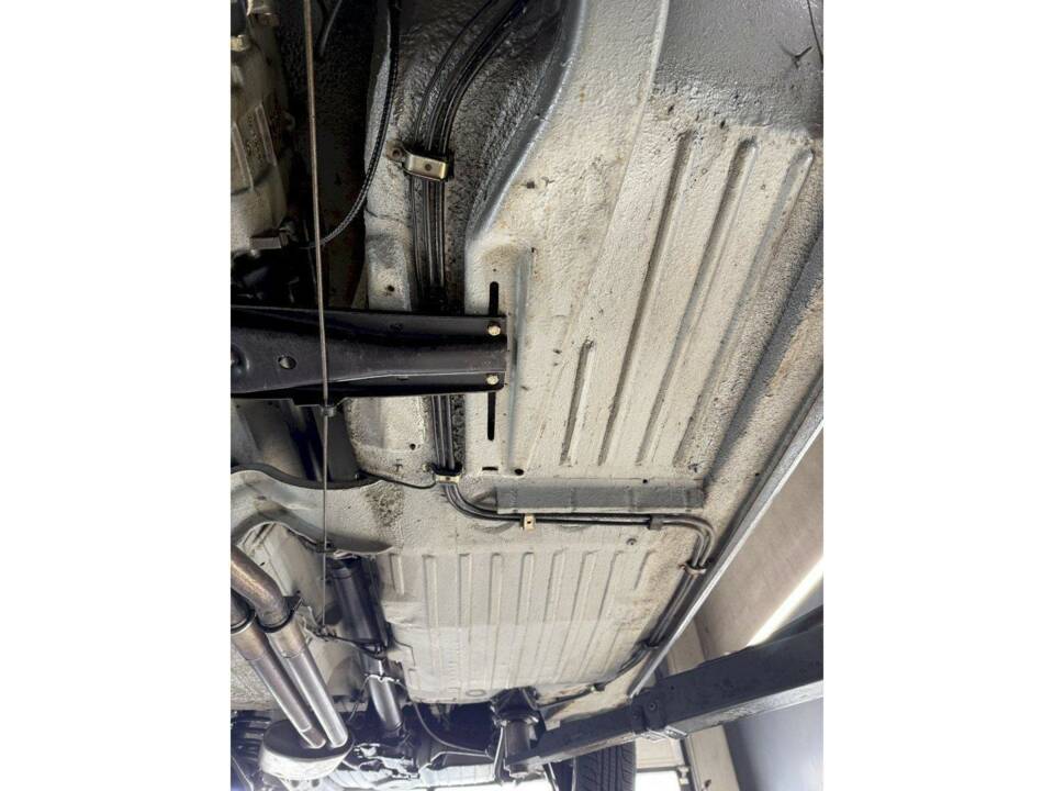 Immagine 35/36 di Mercedes-Benz 250 SE (1966)