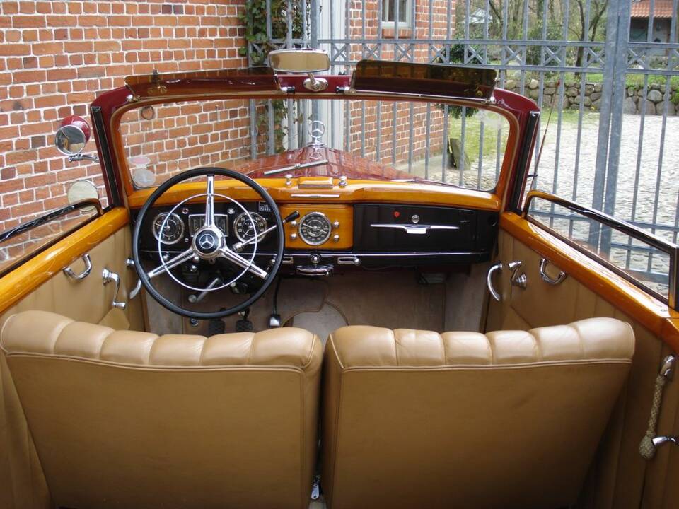 Mercedes-Benz 220 Cabriolet B (W 187) 1951