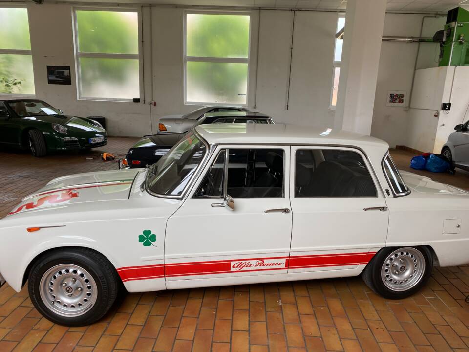 Bild 4/16 von Alfa Romeo Giulia 1600 Super Biscione (1971)