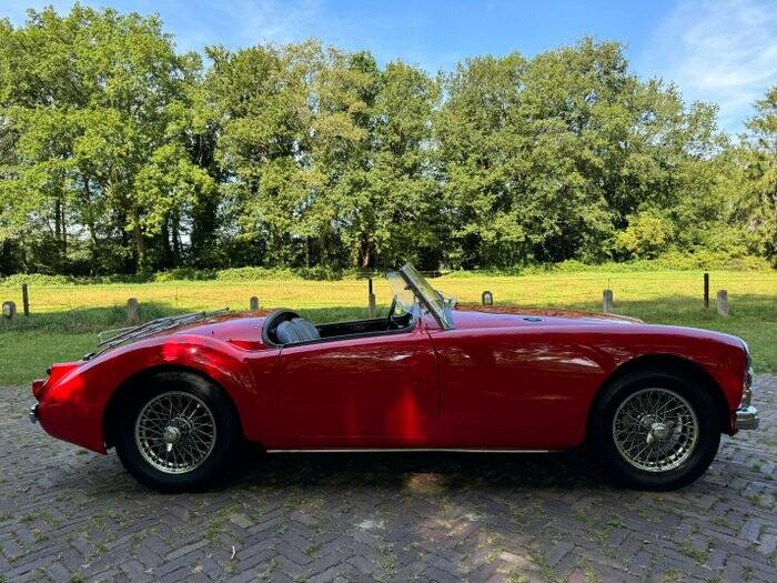 Immagine 7/7 di MG MGA 1600 (1959)