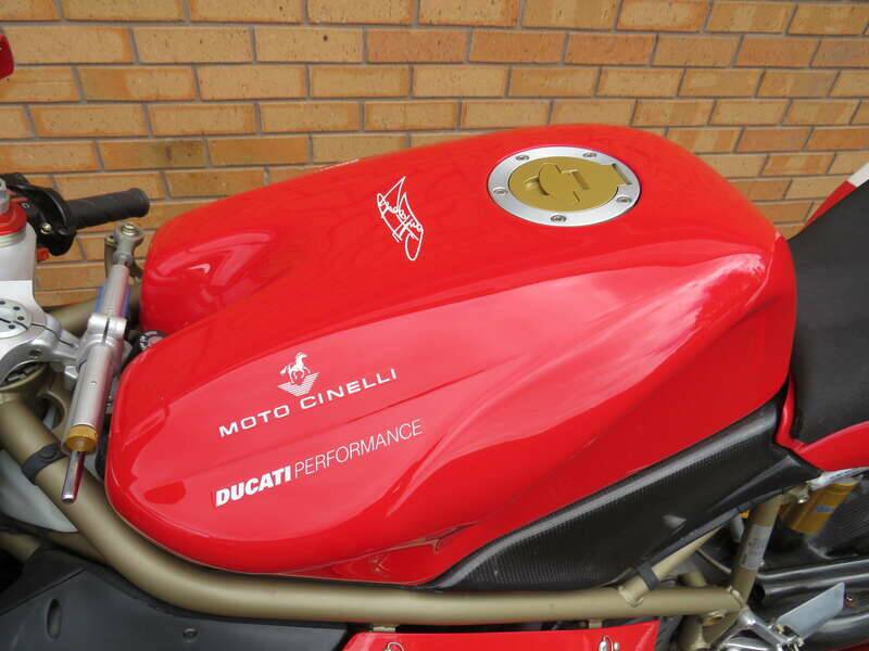 Immagine 18/50 di Ducati 916 R (2000)