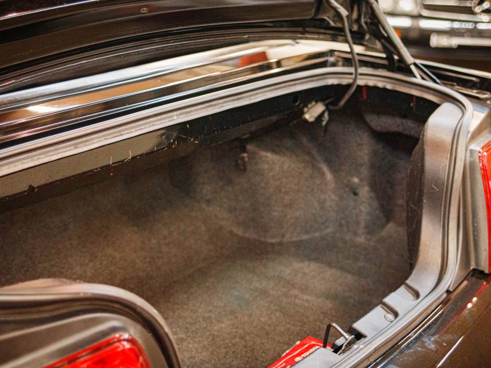 Image 24/49 of Ford Mustang GT (2006)