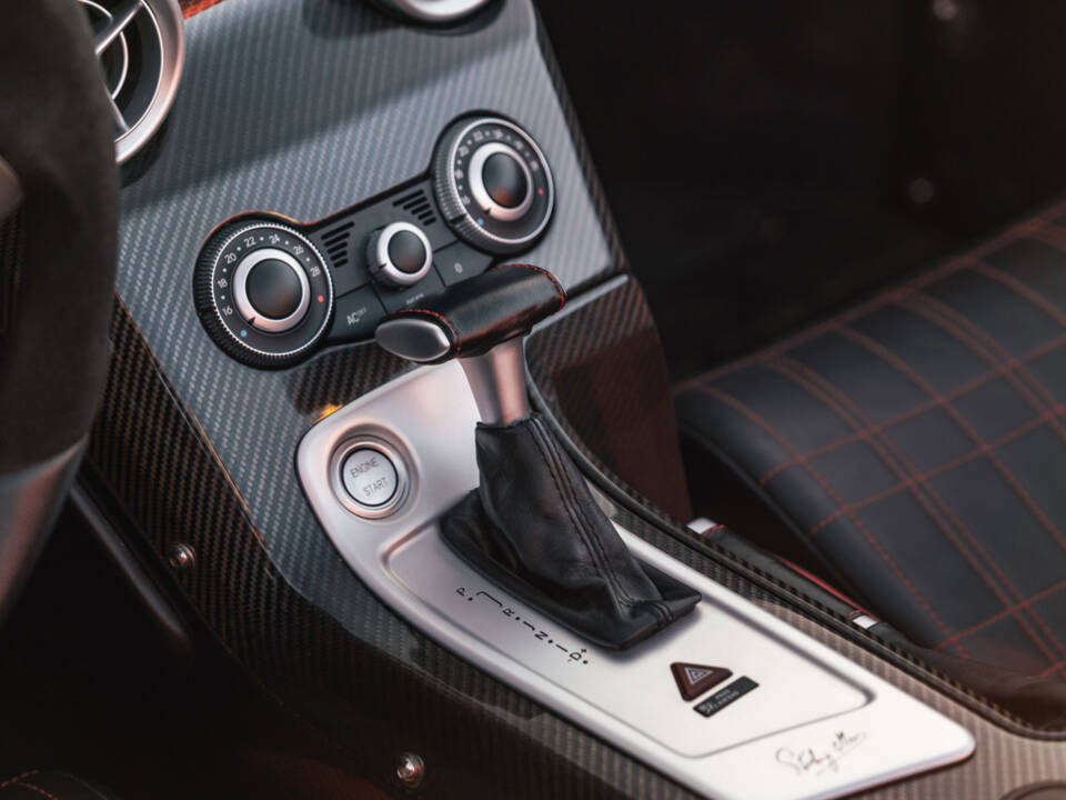 Image 14/45 de Mercedes-Benz SLR Stirling Moss (2009)