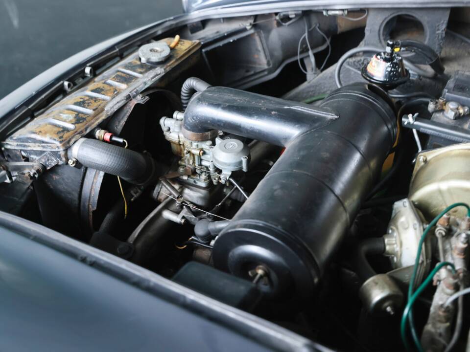 Image 35/50 of Lancia Flavia 1800 (1965)