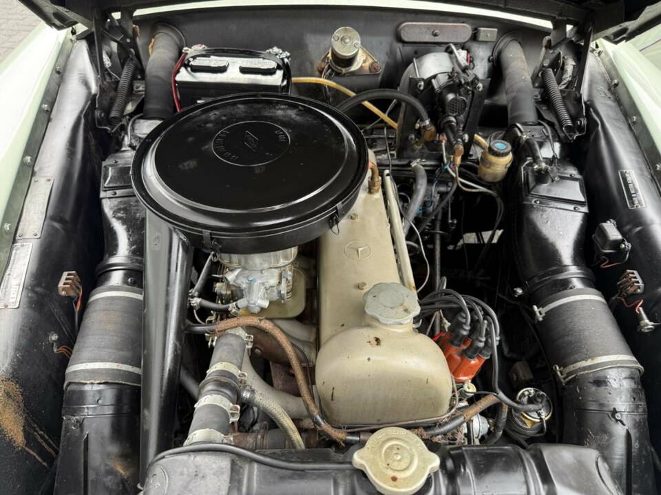 Image 46/50 of Mercedes-Benz 220 S Cabriolet (1958)