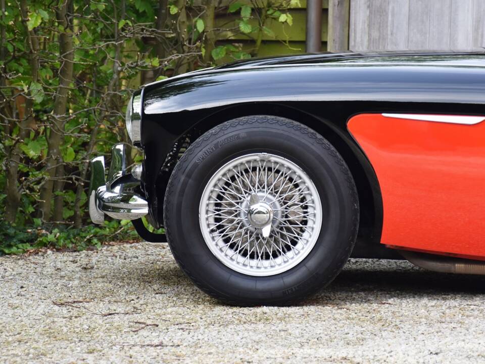 Imagen 13/25 de Austin-Healey 3000 Mk I (BT7) (1960)