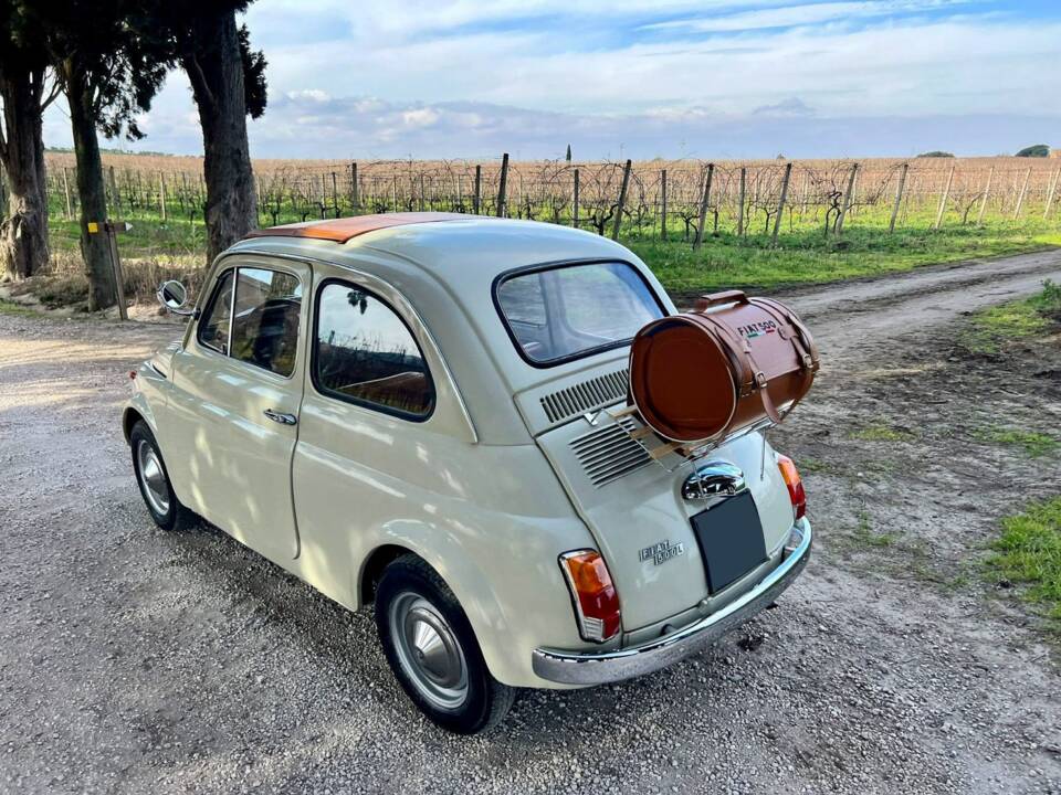 Image 21/73 of FIAT 500 F (1971)